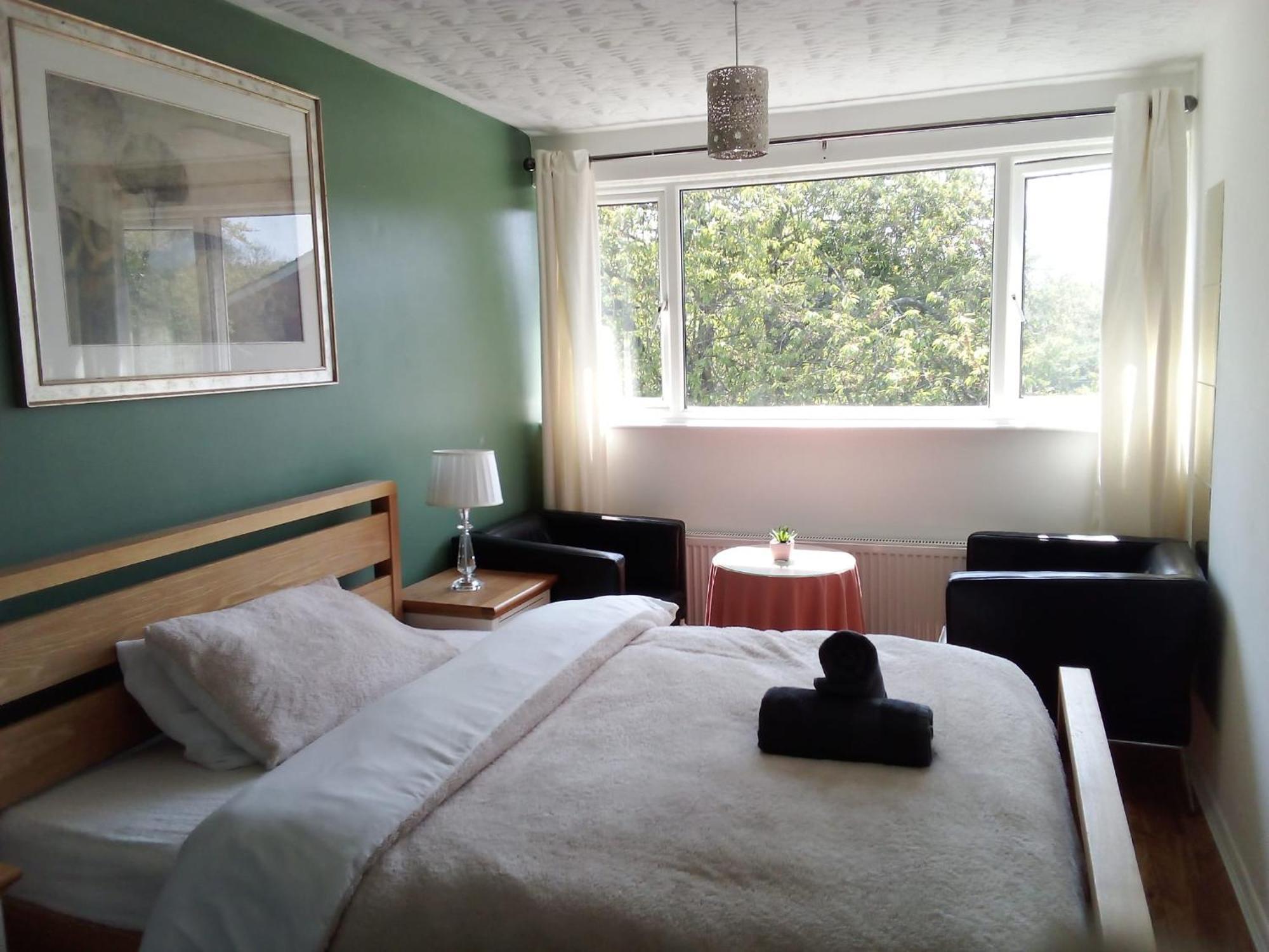 1 Luxurious Double Bedroom With Private Shower Ридинг Экстерьер фото